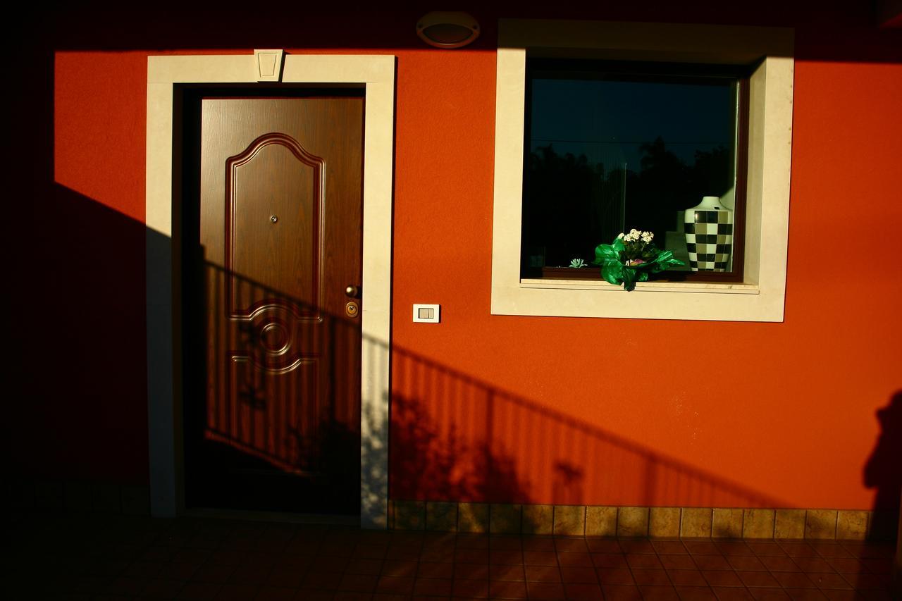 B&B Il Vulcano Aci Catena Exterior foto